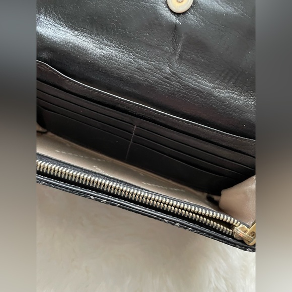 Marc Jacobs Quilted Wallet - Picture 4 of 9